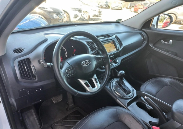 Kia Sportage cena 49500 przebieg: 109208, rok produkcji 2011 z Kozienice małe 466